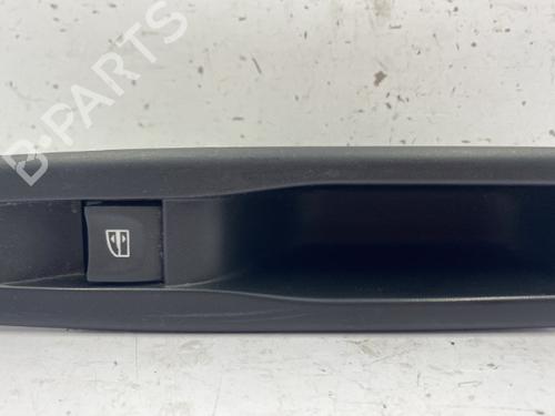 Used Right rear window switch Right rear window switch RENAULT MEGANE III Hatchback (BZ0/1_, B3_) 1.5 dCi (106 hp) 22844813 22844813