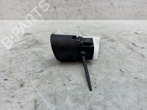 Used Switch Switch RENAULT MEGANE II (BM0/1_, CM0/1_) 2.0 dCi (173 hp) 28328603 28328603