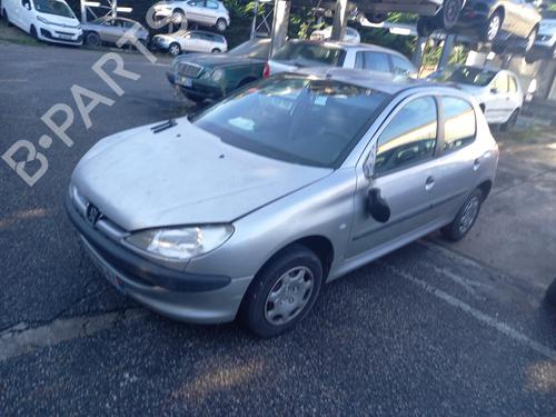 Used Parts PEUGEOT 206 Hatchback (2A/C)  1.4 i  4661419