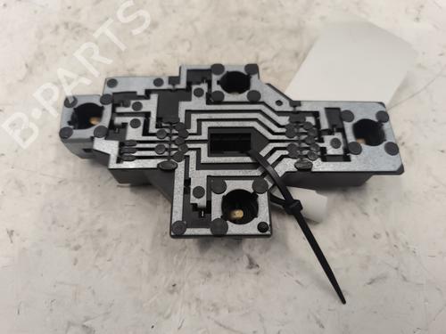 Used Lamp holder Lamp holder RENAULT SCÉNIC I MPV (JA0/1_, FA0_) 1.6 (JA00, JA16, JA15, JA19, JA1V, JA2B, JA2C, JA0B,... (107 hp) 24637280 24637280