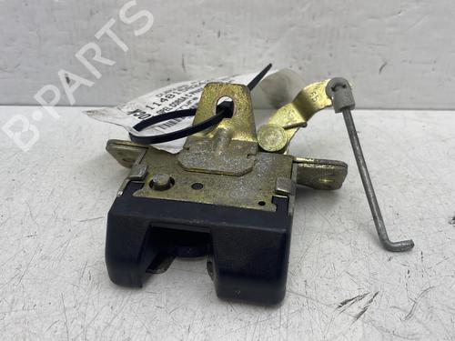Used Tailgate lock OPEL CORSA C (X01) 1.3 CDTI (F08, F68) (70 hp) 31263555