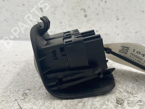 Left front window switch PEUGEOT 206 Hatchback (2A/C) 1.4 i | BP25602838I27  - Image 5