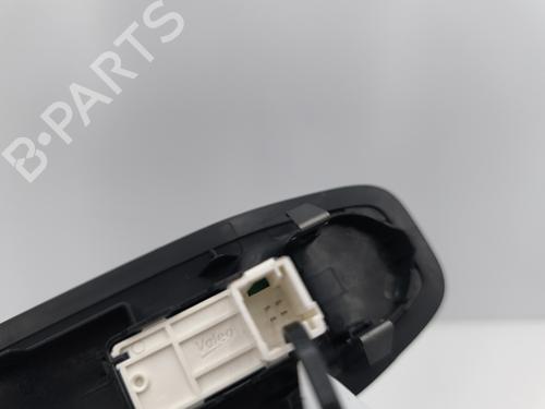Right front window switch PEUGEOT 208 I (CA_, CC_) 1.6 HDi / BlueHDi 75 | BP30745042I26 - Image 4