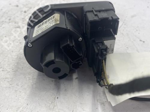 Used Headlight switch AUDI A1 Sportback (8XA, 8XF) 1.6 TDI (115 hp) 22839657