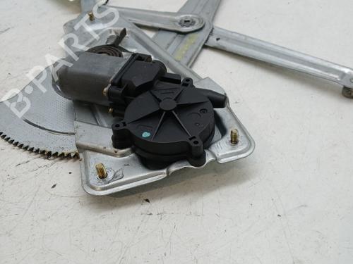 Used Front left window mechanism RENAULT TWINGO I (C06_) 1.2 16V (C06C, C06D, C06K) (75 hp) 31582141