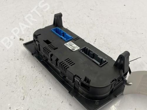 Used Climate control OPEL MERIVA A MPV (X03) 1.7 CDTI (E75) (100 hp) 22838478