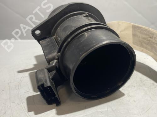 Mass air flow sensor RENAULT MASTER II Bus (JD) 2.2 dCI 90 | BP28328373M95 