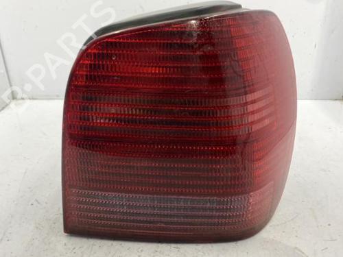 Used Right taillight Right taillight VW POLO (6N2) 1.4 TDI (75 hp) 22833095 22833095
