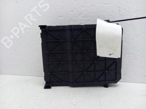 Fuse box PEUGEOT 206+ (2L_, 2M_) 1.1 | BP31621728E1