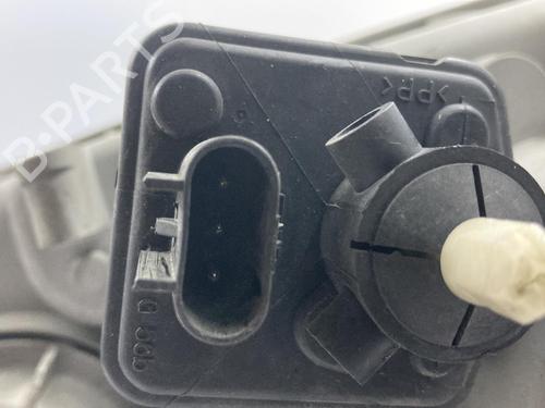 Used Right headlight HYUNDAI TRAJET (FO) 2.0 CRDi (113 hp) 22817915