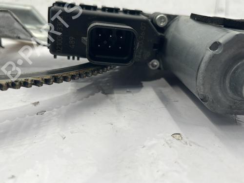 Front left window mechanism OPEL ZAFIRA A MPV (T98) 2.0 DTI 16V (F75) | BP24981828C22 