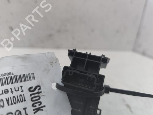 left-rear-window-switch-toyota-corolla-estate-_e21_-2019-26181865 main image