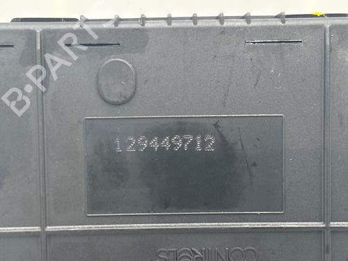 Used Fuse box Fuse box 37660925 37660925