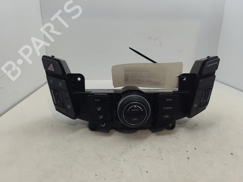 Used Climate control HYUNDAI i40 I CW (VF) 1.7 CRDi (136 hp) 30184317