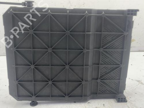 Used Fuse box Fuse box 22846803 22846803