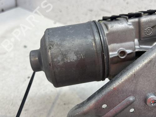 Used Front wiper motor Front wiper motor DACIA LOGAN (LS_) 1.2 16V (LS1N, LS02, BS02) (75 hp) 28499366 28499366