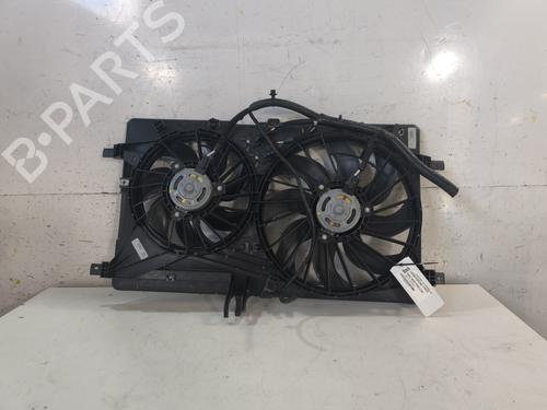 Used Radiator fan RENAULT MASTER III Van (FV) [2010-2025]  27805201