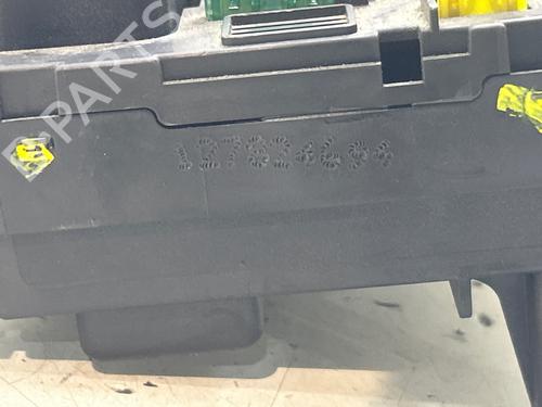 Fuse box PEUGEOT 307 (3A/C) 1.6 HDi | BP37732941E1 - Image 4