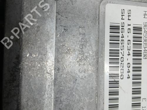 Zamek drzwi przednich lewych CITROËN SAXO (S0, S1) 1.4 VTS | BP29960104C98