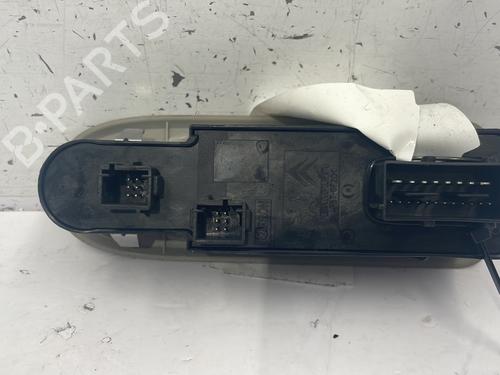 Used Switch Switch CITROËN C5 III (RD_) 2.0 HDi 165 (RDRHHA, RDRHH8) (163 hp) 25833162 25833162