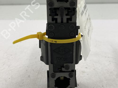 Used Lamp holder Lamp holder RENAULT LAGUNA I (B56_, 556_) 2.2 D (B56F/2) (83 hp) 22818634 22818634