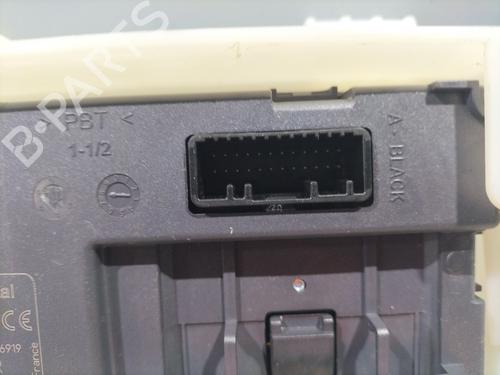 Used Card reader Card reader RENAULT CAPTUR I (J5_, H5_) 1.5 dCi 90 (J5N4, J5M5, J5MW, J5M6, J5AL, J5AJ) (90 hp) 30045778 30045778