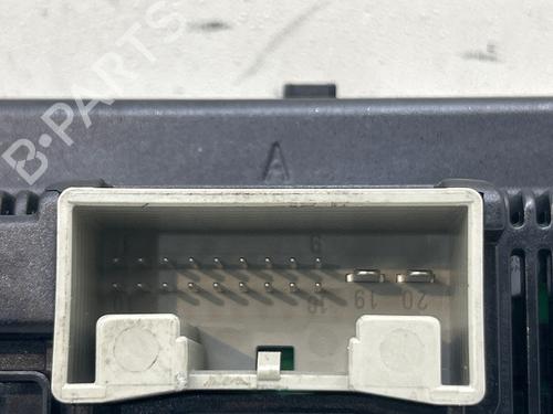climate-control-seat-leon-1p1-2005-2006-2007-2008-2009-2010-2011-2012-2013-37714958 main image