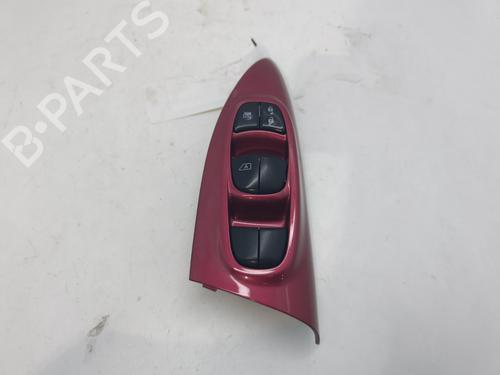Used Switch Switch NISSAN JUKE (F15) 1.2 DIG-T (115 hp) 26148344 26148344