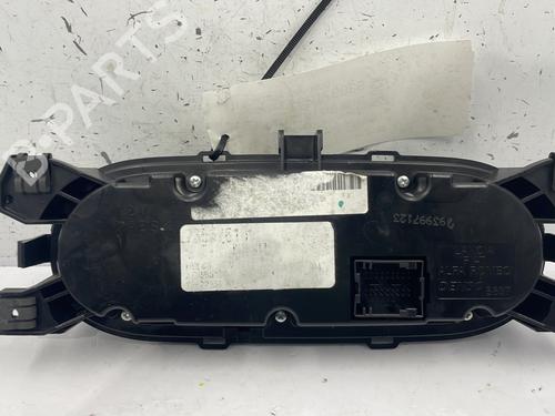 Used Climate control Climate control FIAT 500L (351_, 352_) 1.3 D Multijet (199LXY1A, 199LXY11) (84 hp) 25833417 25833417