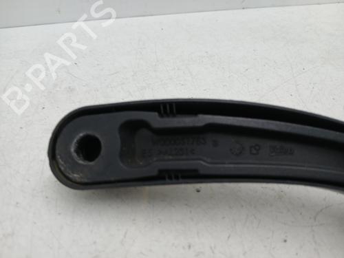 Used Front windshield wiper arm Front windshield wiper arm MERCEDES-BENZ C-CLASS (W205) C 250 BlueTEC / d 4-matic (205.009) (204 hp) 34509877 34509877