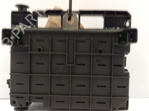 Used Fuse box Fuse box PEUGEOT 307 (3A/C) 1.6 16V (109 hp) 28610470 28610470