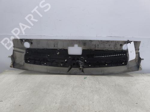 Used Grille Grille 39242164 39242164