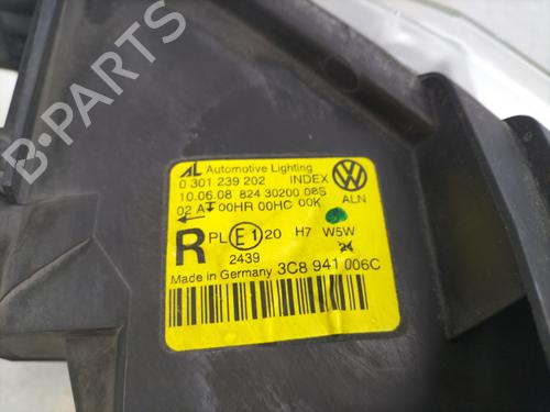 Used Right headlight Right headlight VW PASSAT CC B6 (357) 2.0 TDI (140 hp) 32235160 32235160