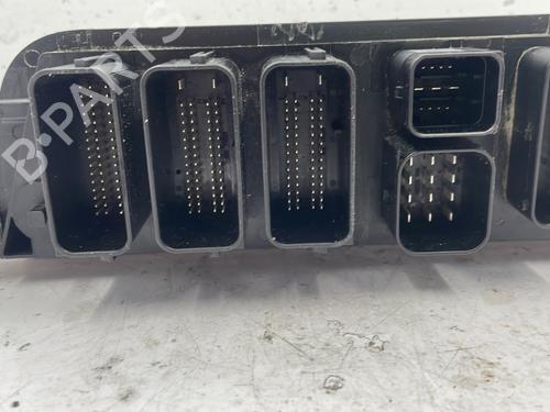 Used Engine control unit (ECU) Engine control unit (ECU) MINI MINI COUNTRYMAN (F60) One (102 hp) 25034500 25034500