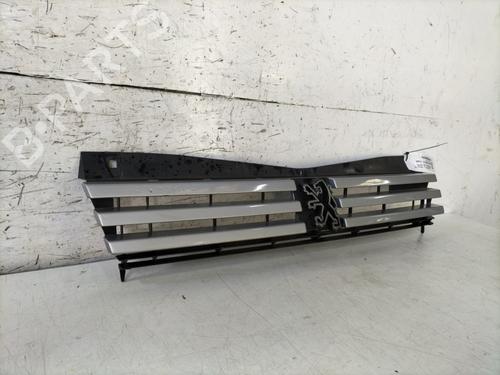 Grille PEUGEOT 205 II (20A/C) 1.1 | BP30929015C40
