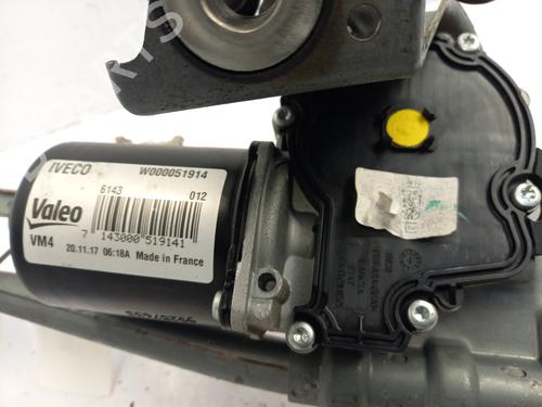 Used Front wiper motor Front wiper motor IVECO DAILY VI Van 33S14, 35S14, 35C14, 42S14 (136 hp) 22931337 22931337