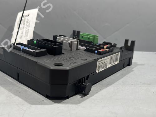 Fuse box PEUGEOT 308 II (LB_, LP_, LW_, LH_, L3_) 2.0 BlueHDi 150 | BP28181043E1 