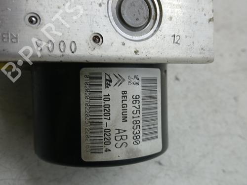 Used ABS pump ABS pump PEUGEOT 206+ (2L_, 2M_) 1.4 i (73 hp) 34260818 34260818