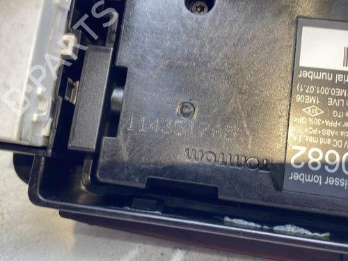 display-monitor-renault-megane-iii-hatchback-bz01_-b3_-2008-29894280 main image