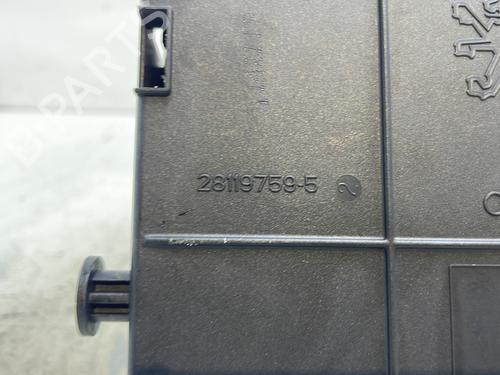 Fuse box PEUGEOT 308 I (4A_, 4C_) 1.6 HDi | BP29894172E1