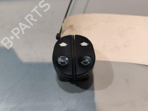 Interrupteur de vitre avant gauche FORD FIESTA V (JH_, JD_) 1.4 TDCi (68 hp) 29286257