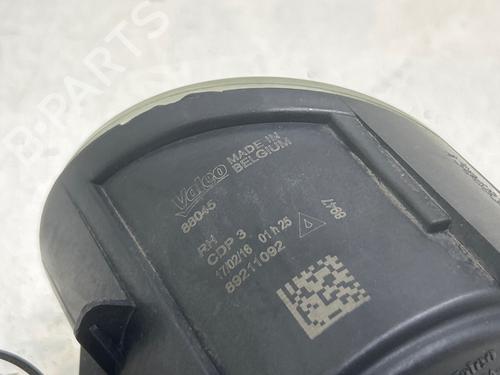 Used Right front fog light Right front fog light 38326741 38326741