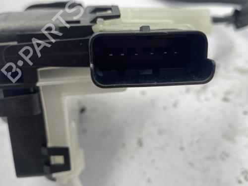 front-left-lock-citroen-c3-aircross-ii-2r_-2c_-12-puretech-110-2rhnzb-2rhnzw-2rhnpx-2rhnpj-9826678280-2017-22845240 main image