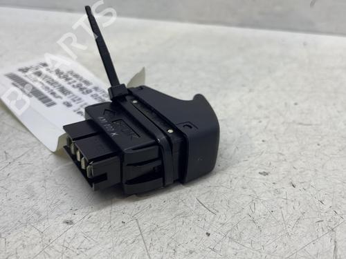 Used Left front window switch Left front window switch RENAULT CLIO II (BB_, CB_) [1998-2016] 32212553 32212553