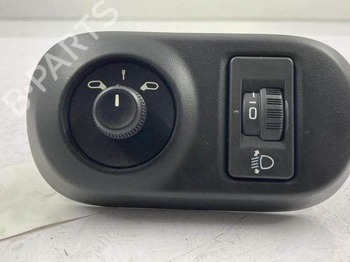Used Mirror switch CITROËN C4 CACTUS 1.2 VTi 82 (82 hp) 22817344