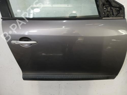Used Right front door Right front door 31868984 31868984