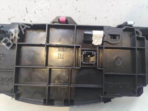 Climate control TOYOTA YARIS (_P13_) 1.5 Hybrid (NHP130_, NHP130) | BP28328581I5