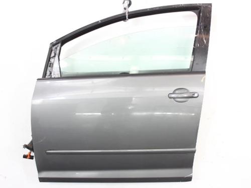Used Left front door Left front door 22814562 22814562
