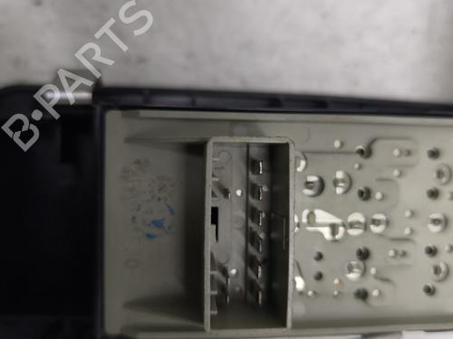 Used Left front window switch Left front window switch FIAT GRANDE PUNTO (199_) [2005-2026] 32031040 32031040