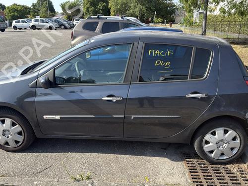 Brugte RENAULT CLIO III (BR0/1, CR0/1) 1.5 dCi (C/BR0G, C/BR1G) (68 hp) 3568167